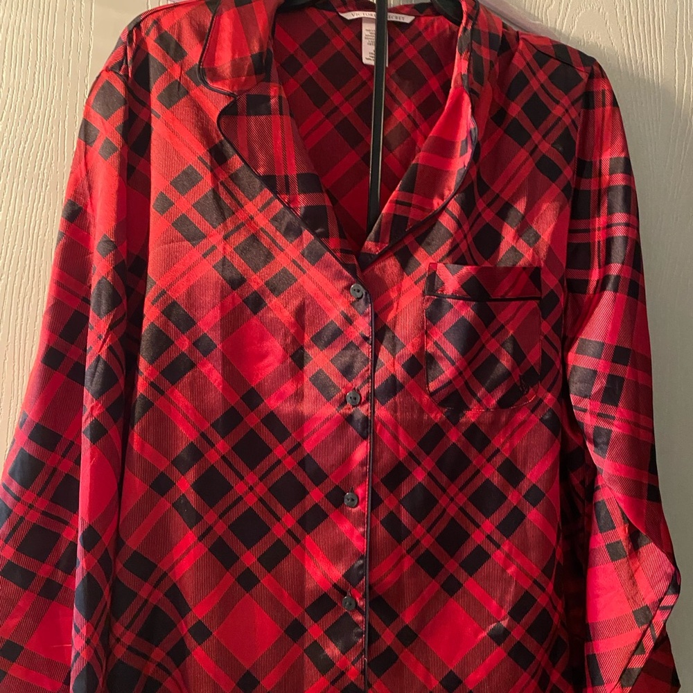 Victoria's Secret Red and Black Plaid Pajama Set